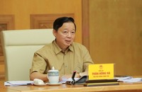 Phó Thủ tướng Trần Hồng Hà: Việc tháo gỡ khó khăn, vướng mắc các dự án, đất đai trong các kết luận thanh tra, kiểm tra, bản án là nhiệm vụ cấp bách, quan trọng - Ảnh: VGP/Minh Khôi.