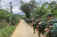 Trong 2 ngày, CBCS F316 hành quân trên quãng đường 140km. (Ảnh: Lam Hạnh)