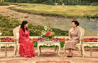 Toàn cảnh Phu nhân Ngô Phương Ly dự tiệc trà do Phu nhân Bành Lệ Viên chủ trì