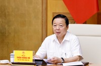 Phó Thủ tướng Trần Hồng Hà đề nghị có giải pháp xử lý các vướng mắc trong giải ngân đầu tư công. (Ảnh: TTXVN)