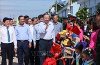 Tổng Bí thư, Chủ tịch nước Tô Lâm với nhân dân huyện đảo Cồn Cỏ, tỉnh Quảng Trị. Ảnh: Lâm Khánh/TTXVN.