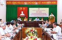 Quang cảnh buổi tiếp xúc cử tri