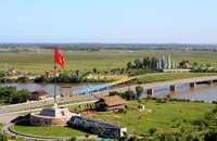 Cụm di tích lịch sử Cầu Hiền Lương – Sông Bến Hải- Vĩĩ tuyến 17 (Ảnh: Trần Tiến)