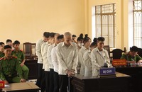 10 người 'tiếp tay' cho 2 đối tượng nước ngoài giả mạo Công an để lừa đảo