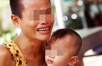Vợ và con nạn nhân
