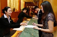 Tổng cục Thống kê cho biết khu vực dịch vụ tăng trưởng 9 tháng đạt 10,57%, trong đó ngành dịch vụ lưu trú và ăn uống tăng cao nhất với mức tăng 41,7%.