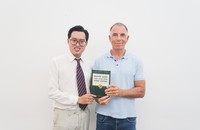 Tác giả và Tiến sĩ Rainer Zitelmann.