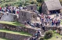 Machu Picchu “ngập lụt” du khách