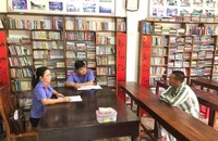 Các kiểm sát viên làm việc tại Trại giam Số 3.