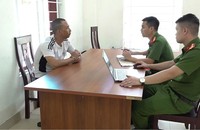 Cảnh sát dởm bị bắt lần thứ 4 khi tiếp tục lừa đảo chiếm đoạt tài sản sinh viên.
