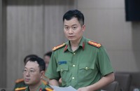Đại tá Nguyễn Tuấn Hưng, Phó Cục trưởng Cục An ninh điều tra (A09) thông tin tại Họp báo.