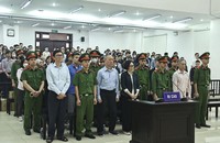 Các bị cáo tại phiên tòa phúc thẩm.