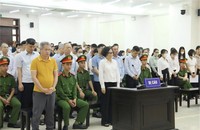 Các bị cáo tại tòa.