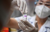 Vì sao rút ngắn thời gian tiêm mũi ba từ 6 tháng xuống 3 tháng?