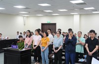 Các bị cáo tại tòa.