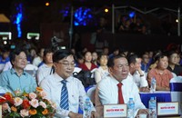 Bộ trưởng Bộ trưởng Bộ Văn hóa, Thể thao và Du lịch Nguyễn Văn Hùng dự lễ Khai mạc “Tiền Giang – Nơi cuối nguồn Mekong”.