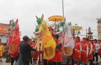 Lễ hội tẩu mã (hay còn gọi là lễ hội chạy ngựa tre) được tổ chức vào ngày 25 tháng Giêng Âm lịch hàng năm tại đình làng Yên Trạch (xã Bắc Lý, huyện Lý Nhân, Hà Nam).