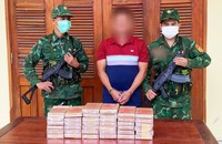 Bắt giữ đối tượng vận chuyển 38 bánh heroin qua biên giới