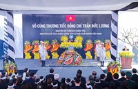 Tiễn biệt nguyên Chủ tịch nước Trần Đức Lương về với đất mẹ