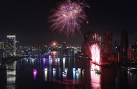 DIFF 2025 thắp sáng sông Hàn với đêm khai mạc “Tinh hoa văn hóa”