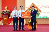 Đại tướng Lương Tam Quang thăm và làm việc với xã Bản Nguyên, tỉnh Phú Thọ mới