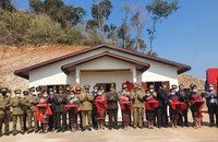 Công an tỉnh Quảng Trị Bàn giao trụ sở làm việc cho Công an bản Đen Sa Vẳn, huyện Sê Pôn.