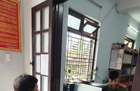 Người dân đến làm thủ tục đăng ký, cấp biển số mới.