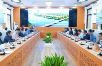 Toàn cảnh cuộc họp.