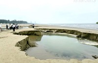 Công ty TNHH Tân Hưng hút cát biển trái phép tại xã Nghi Hương, thị xã Cửa Lò.