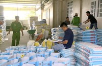 Công an Bạc Liêu bắt quả tang hơn 37 tấn thức ăn tôm giả