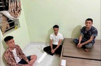 Nhóm đối tượng mua ma túy về phòng trọ sử dụng.