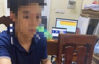 Bắt đối tượng vi phạm giao thông phát hiện ma túy trong túi quần.