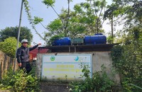 Trưởng thôn Tân Dinh cho rằng mô hình thí điểm này có quy mô, công suất quá nhỏ và công nghệ đã lỗi thời nên không phù hợp thực tế địa phương. (Ảnh: Hữu Anh)