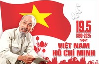 BÁC VẪN CÙNG CHÚNG CHÁU HÀNH QUÂN