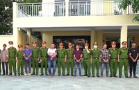 Cơ quan CSĐT Công an TP HCM bắt thêm 34 người trong đường dây buôn lậu xăng dầu do Lê Tấn Hòa cầm đầu. (Ảnh: CACC)