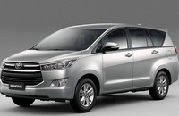 INNOVA 2.0G (Số tự động 6 cấp – 8 chỗ) có giá 817.000.000 VNĐ