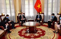 Thứ trưởng Bộ Ngoại giao Tô Anh Dũng tiếp Đại sứ Séc tại Việt Nam Viteslav Grepl.
