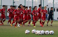 Tin vui về ĐT Việt Nam: Tiền vệ Trọng Hoàng bình phục, chính thức vào sân tập