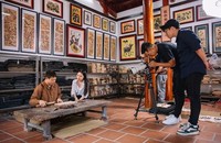 Người trẻ Việt Nam dùng công nghệ để “làm mới” trải nghiệm văn hóa, nghệ thuật. (Ảnh: NVN/Báo Đại biểu Nhân dân)