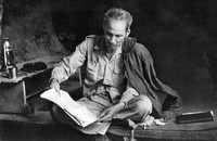 Người làm việc trong hang đá ở Việt Bắc năm 1951. (Ảnh tư liệu)