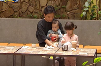 JustaTee làm bố hiện đại trong “Mẹ vắng nhà Ba là siêu nhân”