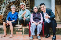 CEO Bùi Duy Đạt trong những chuyến thiện nguyện cuối năm