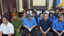 Các bị cáo trong phiên tòa xử Hứa Thị Phấn và đồng phạm