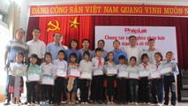 Đoàn công tác báo PLVN thực hiện chương trình "Chung tay xóa nghèo pháp luật khu vực biên giới, biển đảo" tại Điện Biên