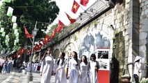 Rưng rưng xúc động với hồi ức về Hà Nội ngày 10/10/1954