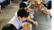Chờ đợi lương tâm và trách nhiệm các “bếp ăn” trường học, thật khó… (Ảnh minh họa)