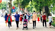 Hà Nội tạm ngừng tổ chức các tuyến phố đi bộ phòng dịch Covid-19.