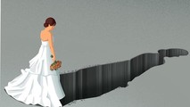 Không biết “hy sinh”, không còn là… phụ nữ?