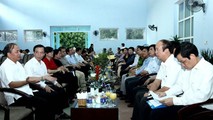 Lãnh đạo UBND tỉnh giải đáp những vướng mắc, khó khăn của DN tại buổi gặp gỡ doanh nhân hàng tuần