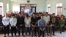 Hùng và các đồng phạm tại phiên tòa